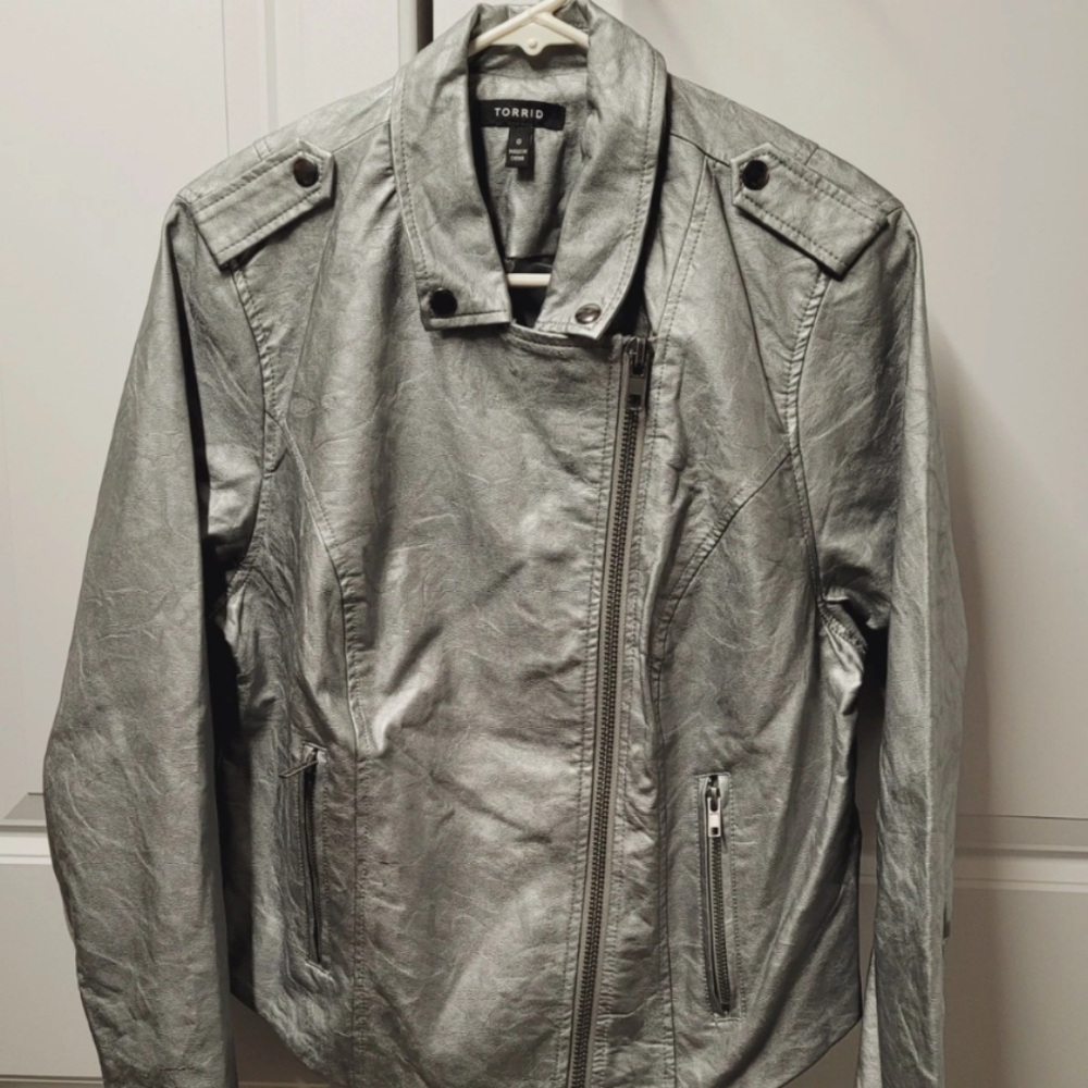 Torrid Moto Jacket Women's Size: 0 Full Zip Lined Pockets